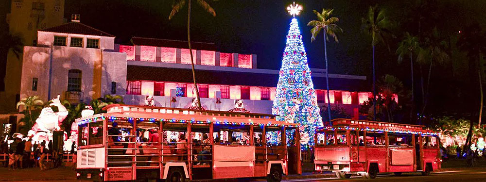 Holly Jolly Waikiki Trolley